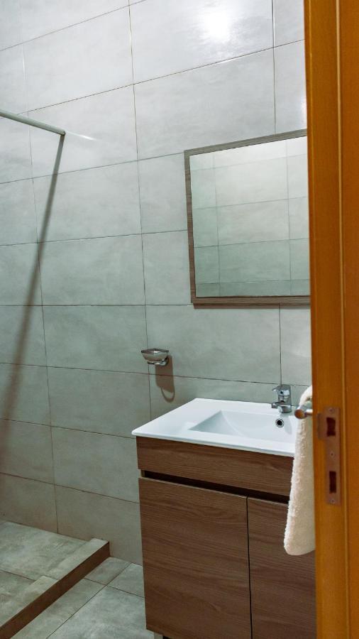 Beautiful And Brand New 2 Bedrooms Apartment/ Magnifico E Novo Apartamento T2 Πράγια Εξωτερικό φωτογραφία